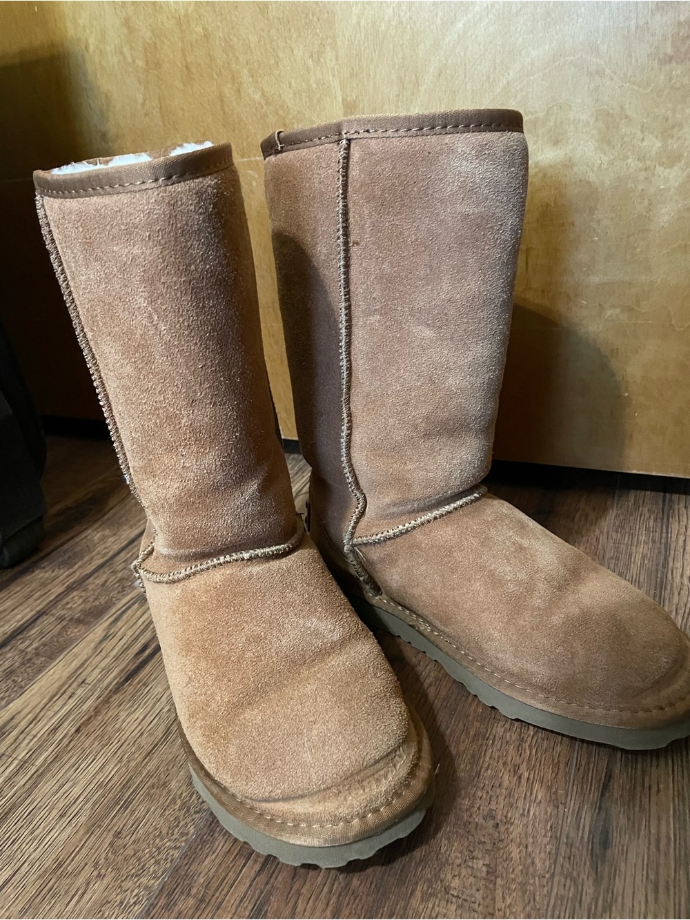 Classic Tall Shearling-Lined Suede Boots - Chestnut